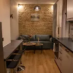 Baznicas Aparts Quiet Center Apartment Riga